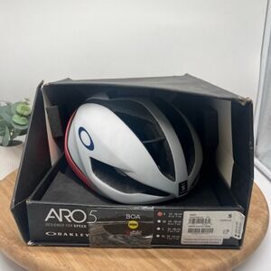 Oakley Aro 5 FOS900148-TF3 Adult Small Brand New In Box 52-56 Cm 6 1/2 - 7 1/8